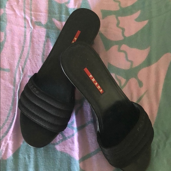 Super cute Prada wedge - Picture 1 of 2